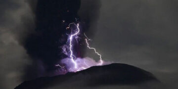 2 Pengungsi Letusan Gunung Ibu Halmahera Barat Meninggal