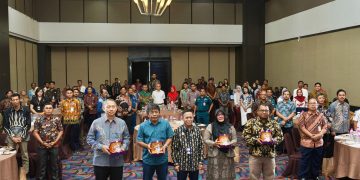 Staf Ahli SDM Malut Nurlela Muhammad Buka Raker Mapping Isu Strategi Sektor Transportasi