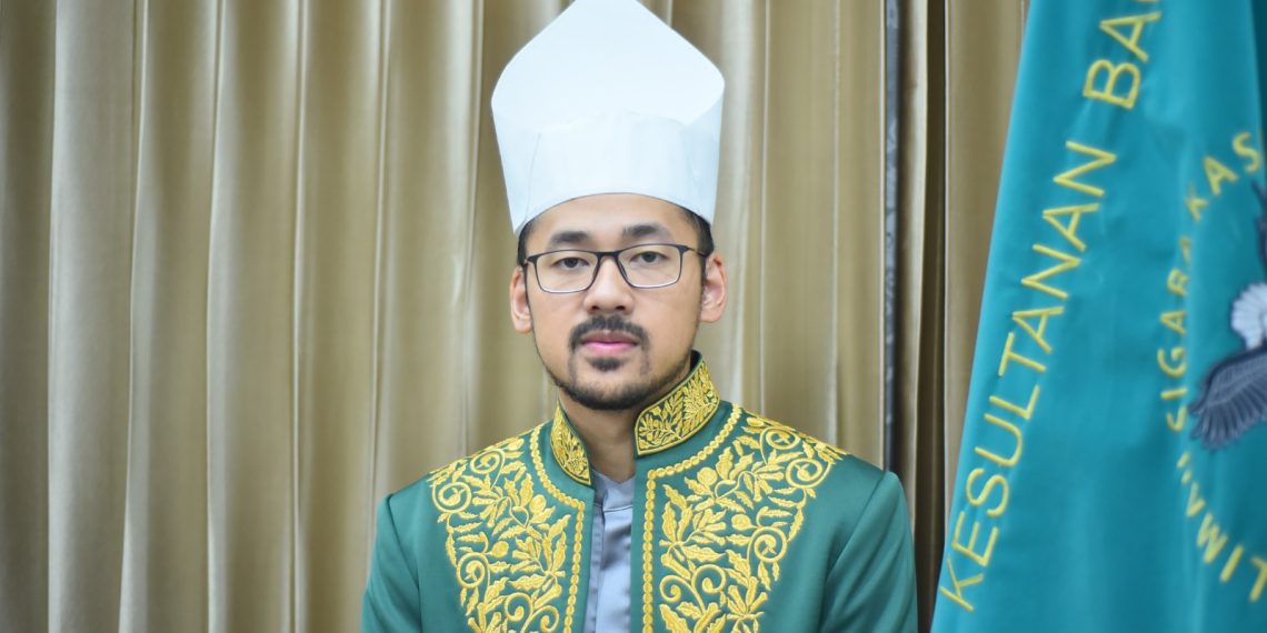 Peringati HUT Ke 21, Sultan Bacan Ajak Masyarakat Adat Dukung Pembangunan di Halsel