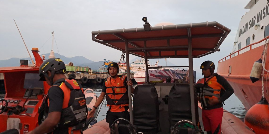 Terseret Banjir, Warga Desa Gita Raja, Kota Tidore Dalam Pencarian Tim Sar Gabungan