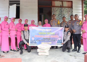 Sambut HUT Bhayangkara Ke-78, Kapolresta Tidore Rehab Rumah Warakawuri 