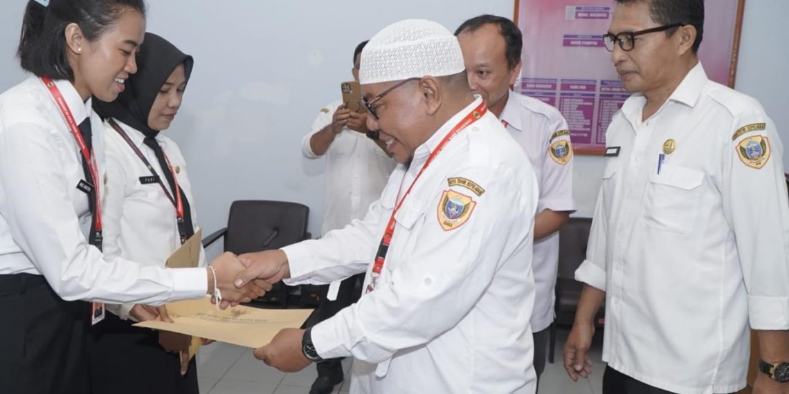 Lima CPNS Dari Sekolah Tinggi Transportasi Darat Terima SK 80 Dari Walikota Tikep