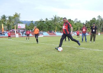 Buka Somahode Open Tournamen Cup V, Wakil Walikota Tikep Ingatkan Pemain Jaga Sportivitas 