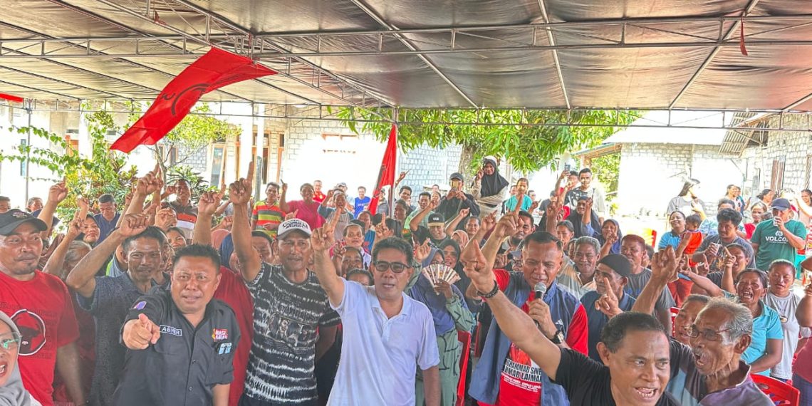 Memiliki Pantai yang Eksotik, Muhammad Sinen dan Ahmad Laiman Bakal Jadikan Dusun Roy Sebagai Destinasi Wisata 