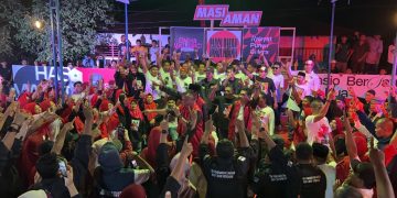 Gelar Kampaye Gabungan di Soasio, Pasangan HAS dan MASI AMAN Dihadiri Ribuan Pendukung, Abdurahman: Pemuda Soasio Siap Berjuang 