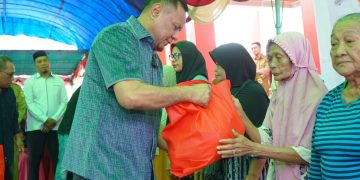 Kembali Menyerahkan Bantuan Sosial Pangan Gratis Kepada 1.021 Warga Oba Utara, Walikota: Ini Program Prioritas 100 Hari Kerja