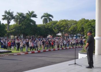 Pimpin Apel Gabungan Pasca Cuti Bersama Idul Fitri, Walikota Tikep Tekankan Program 100 Hari Kerja 