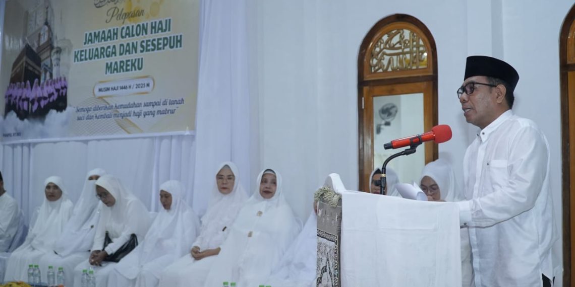 Wawali Tidore Hadiri Pelepasan Jamaah Calon Haji Keluarga dan Sesepuh Marek