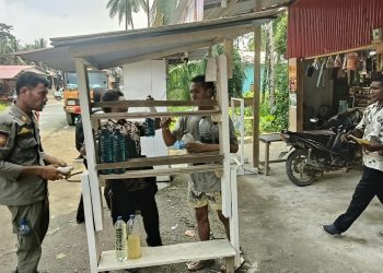 Menutup Bahu Jalan dan Saluran Air, Bangunan Sepanjang Tabalik-Lukulamo Ditertibkan