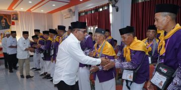 Wakil Walikota Tidore Ahmad Laiman Resmi Lepas 105 CJH 