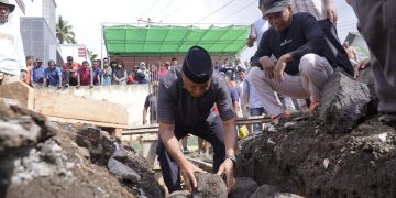 Wali Kota Tidore Hadiri Peletakkan Batu Pertama Masjid Nurul Huda Kelurahan Tambula