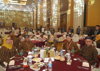 Wakil Walikota Tikep Ahmad Laiman Didampingi Ketua 1 TP PKK Hadiri Gala Dinner Rakernas JKPI di Yogyakarta