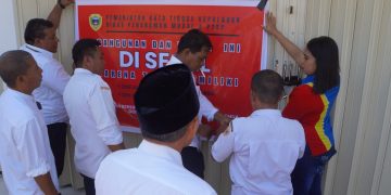 Tidak Miliki Sertifikat Layak Fungsi, Pemkot Tikep Segel Indomaret Loleo 