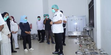 Tinjau Dapur MBG, Wali Kota Tidore Harap Program ini dapat terus Berlanjut