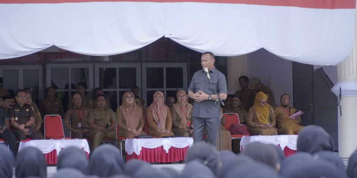 Sebanyak 819 PPPK Paruh Waktu Kota Tidore Kepulauan Tahun 2025 Resmi Terima SK