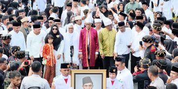 Gelar Kehormatan Pahlawan Nasional Sultan Zainal Abidin Syah Tiba di Kota Tidore Kepulauan