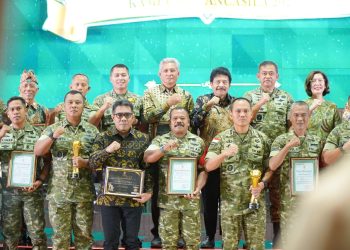 Dampingi Dandim 1505/Tidore, Wakil Walikota Terima Penghargaan Juara III UMKM Kasad Award Kampung Pancasila 2025