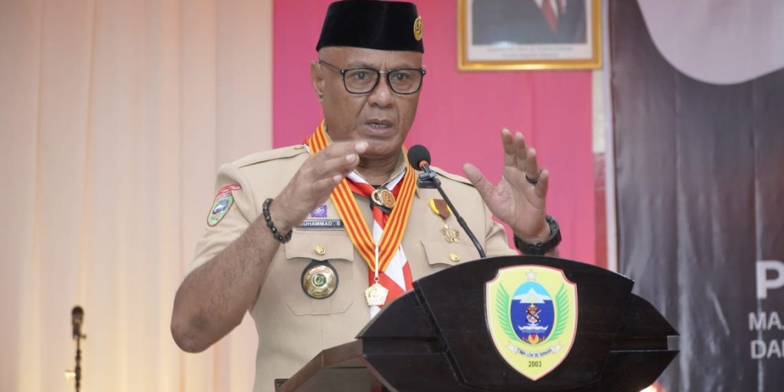Walikota Muhammad Sinen, Dikukuhkan Sebagai Ketua Mabicab Gerakan Pramuka Kota Tidore Kepulauan