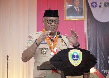 Walikota Muhammad Sinen, Dikukuhkan Sebagai Ketua Mabicab Gerakan Pramuka Kota Tidore Kepulauan