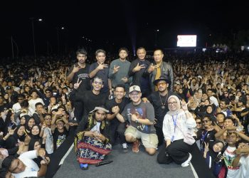 Konser K3BI di Lokasi Lokal Fest 2025 di Tonton Ribuan Warga Tidore