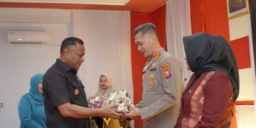 Walikota Muhammad Sinen Hadiri Pisah Sambut Kapolresta Tidore