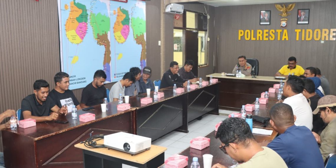 Kapolresta Tidore Ajak Wartawan Kolaborasi Wujudkan Keterbukaan Informasi