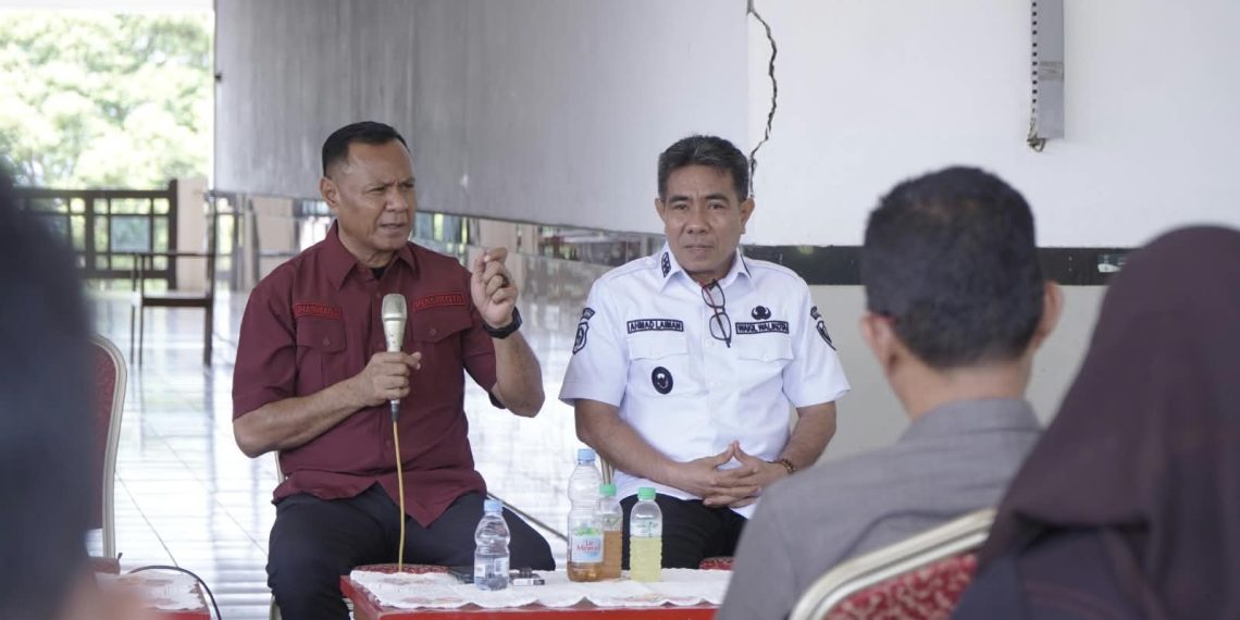 Evaluasi Disiplin ASN, Wali Kota Tidore Kepulauan Terapkan “Rapat Curhat” Rutin