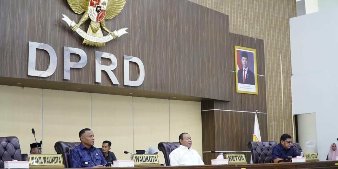 Wali Kota Tidore Kepulauan Sampaikan Jawaban Atas Pandangan Umum Fraksi DPRD Mengenai Ranperda Perubahan APBD 2026
